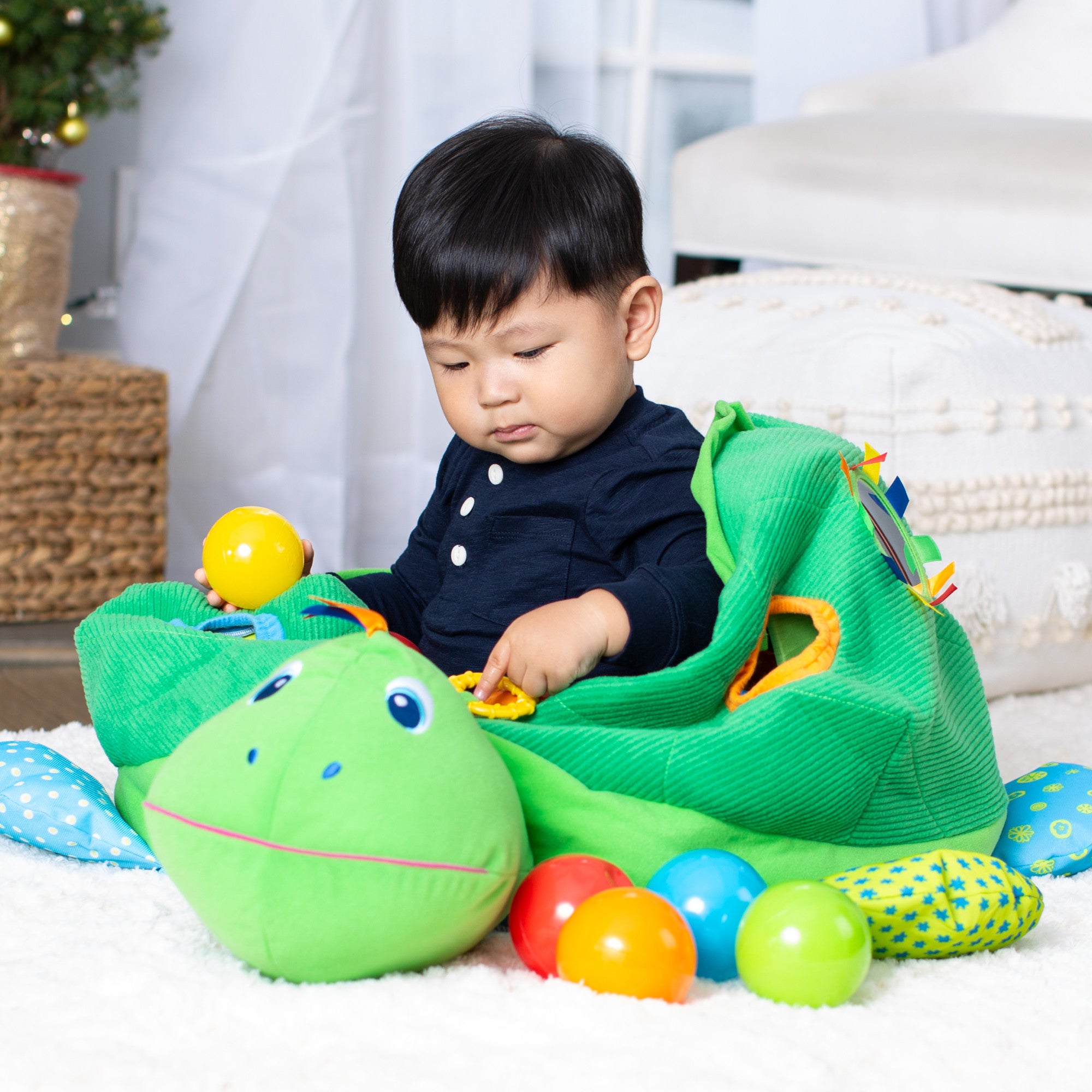 Melissa & Doug K's Kids Turtle Ball Pit - Image 4