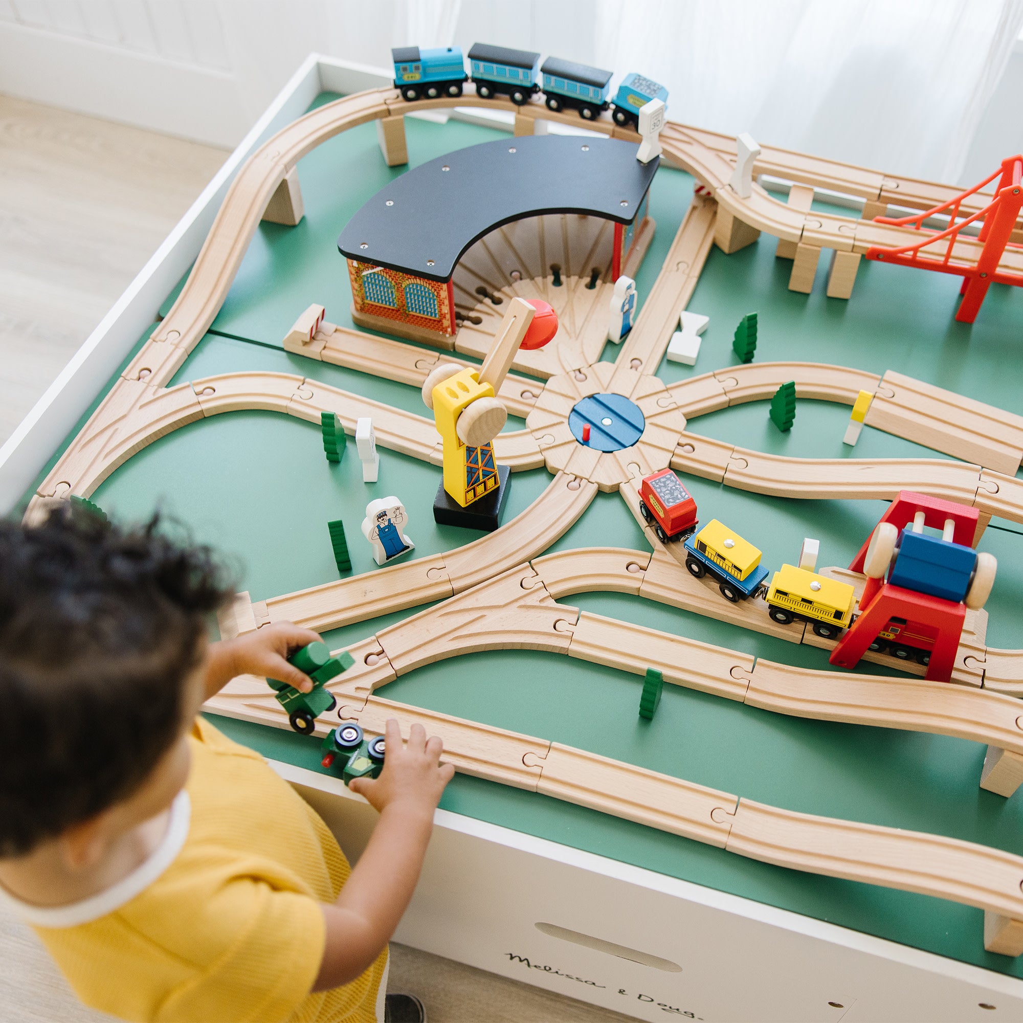 Melissa & Doug Wooden Railway Set - Image 9