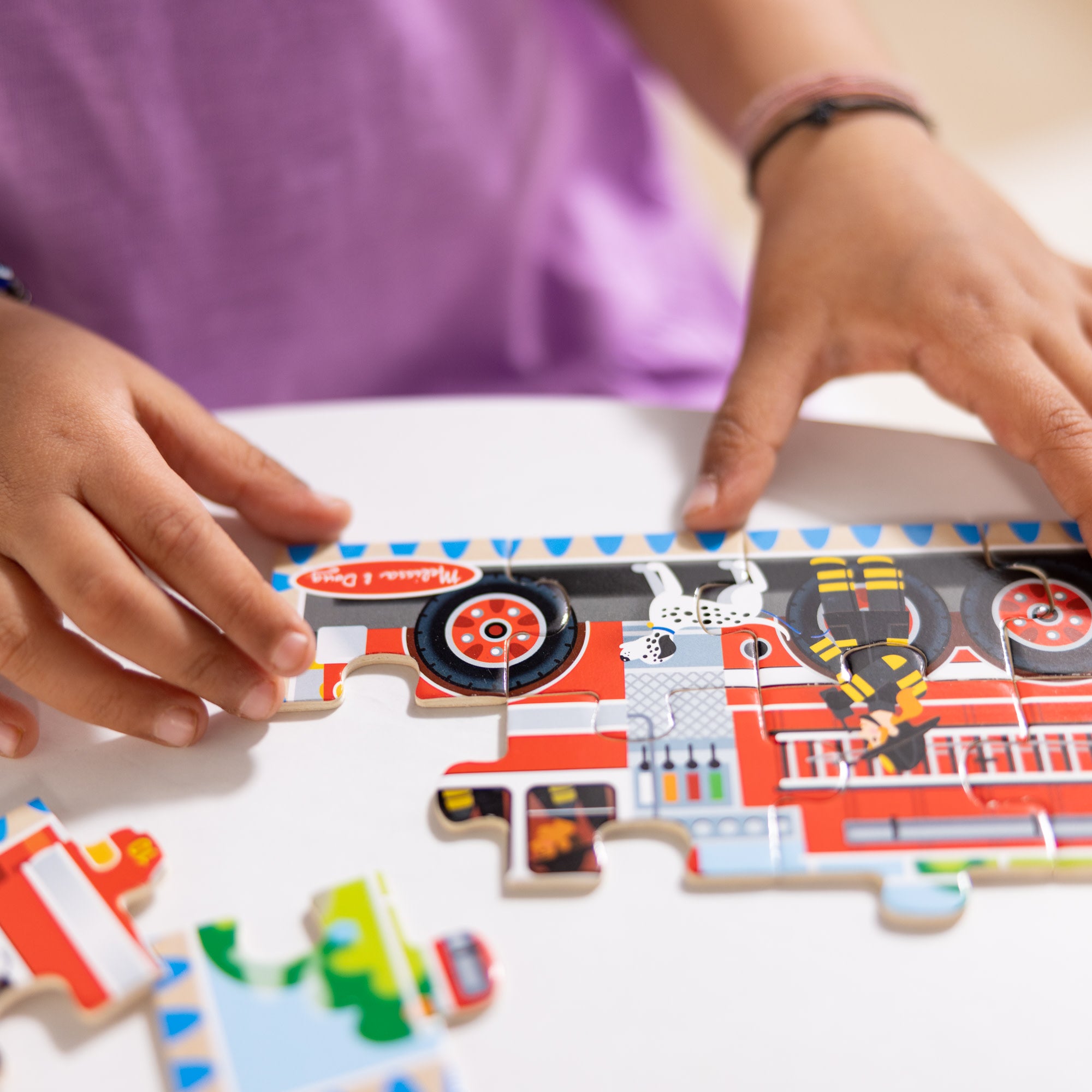 Melissa & Doug Wooden Jigsaw Puzzles in a Box - Vehicles - Image 7