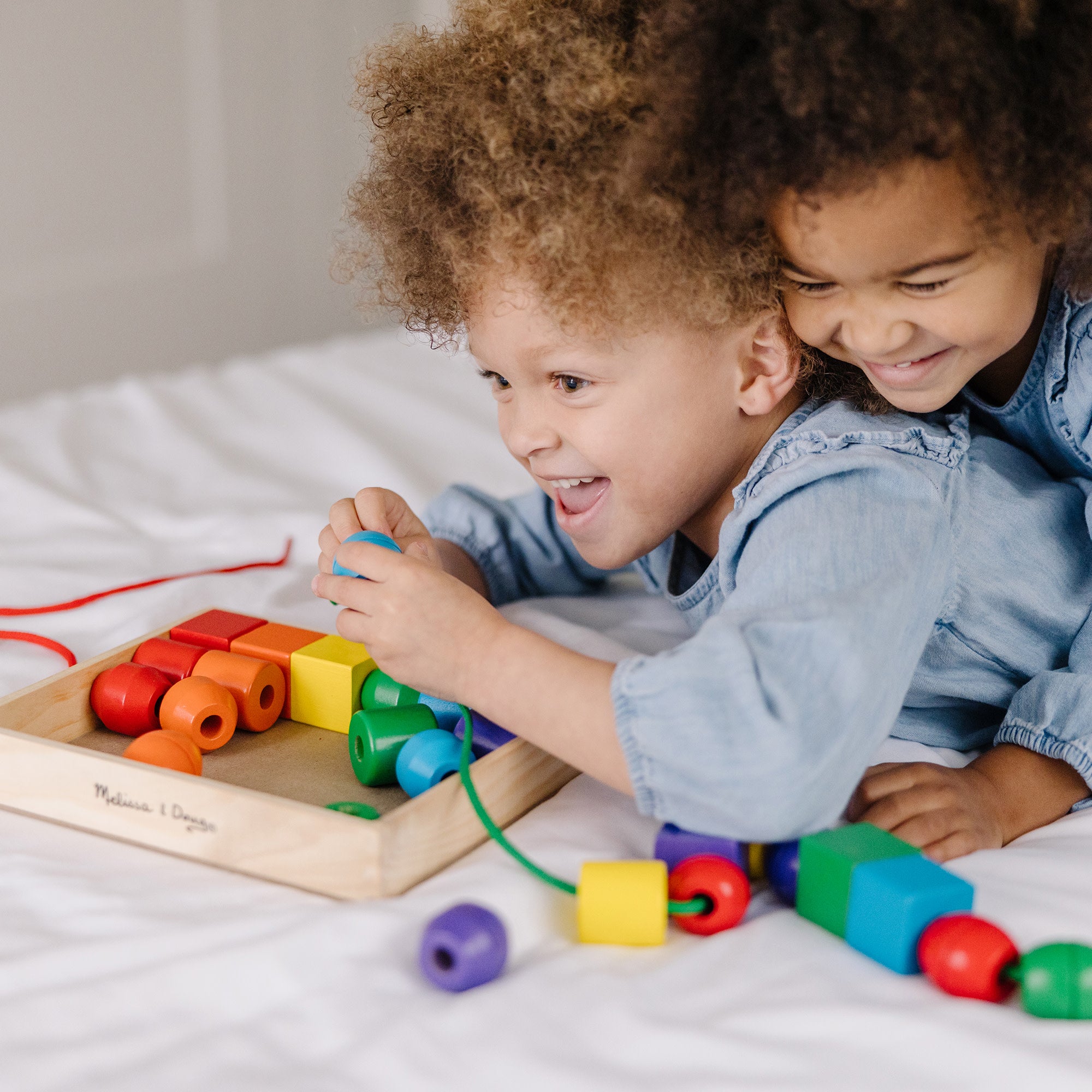 Melissa & Doug Primary Lacing Beads - Image 6
