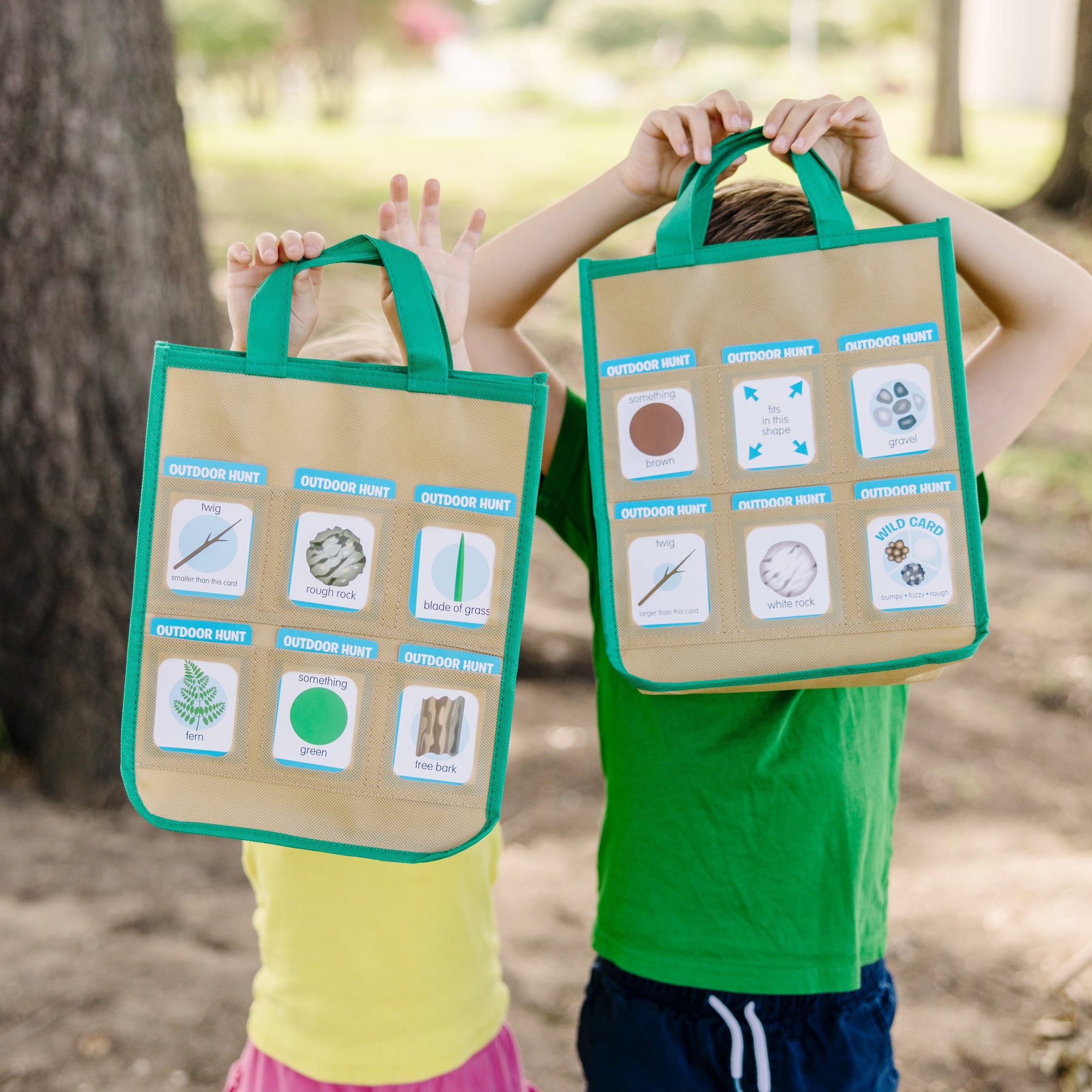 Melissa & Doug Let??s Explore Indoor/Outdoor Scavenger Hunt Play Set - Image 5