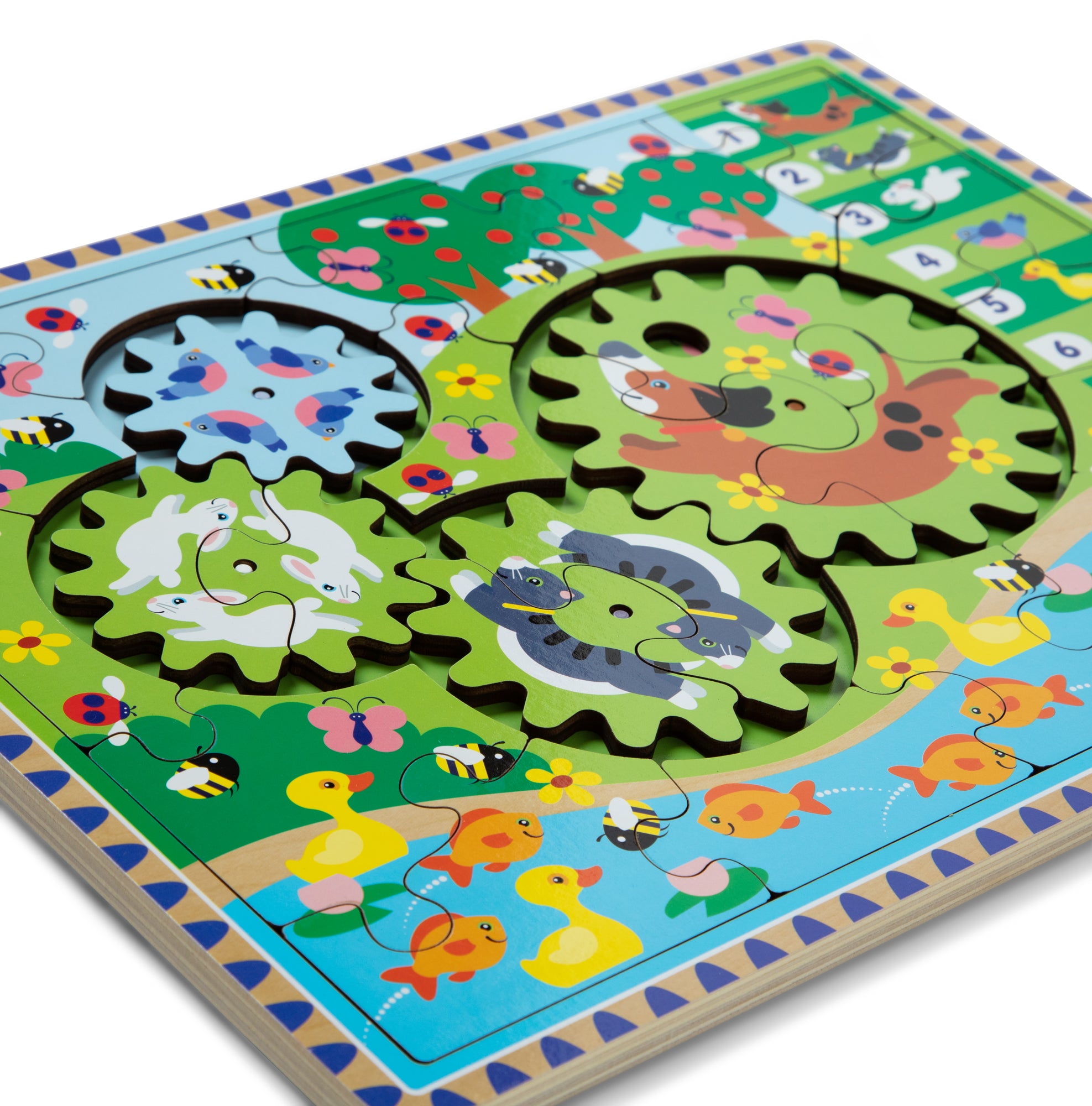 Melissa & Doug Animal Chase I-Spy Wooden Gear Puzzle - Image 4