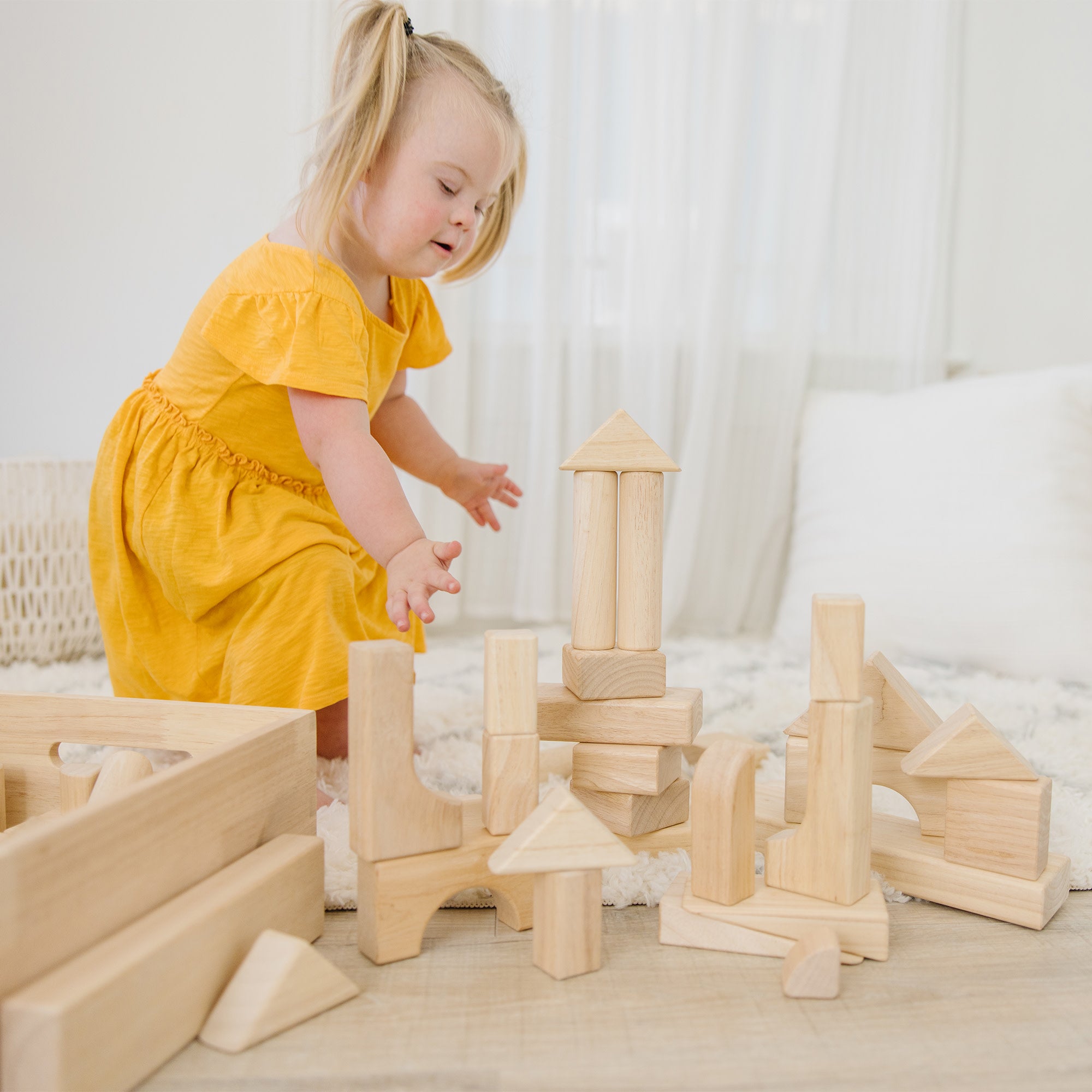 Melissa & Doug Standard Unit Blocks - Image 2