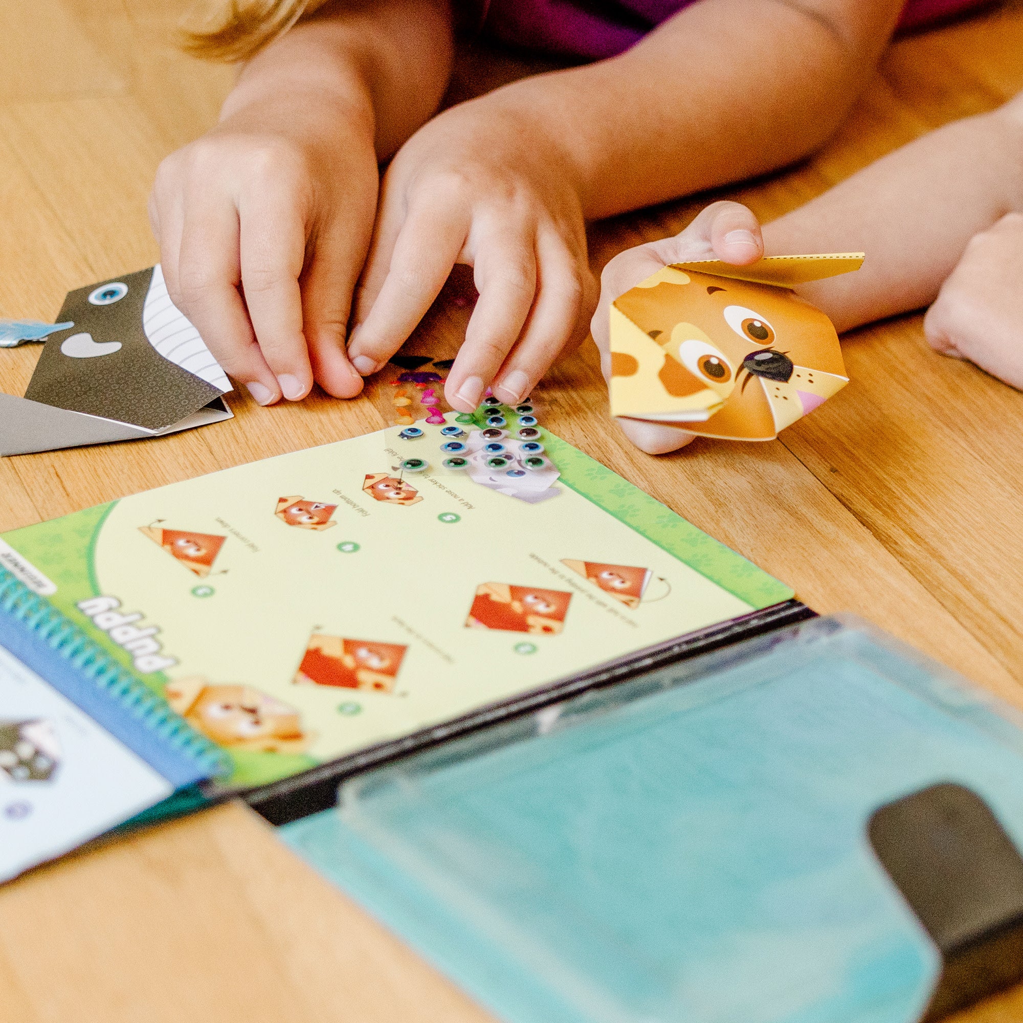 Melissa & Doug On the Go Origami Animals Craft Activity Set - Image 5