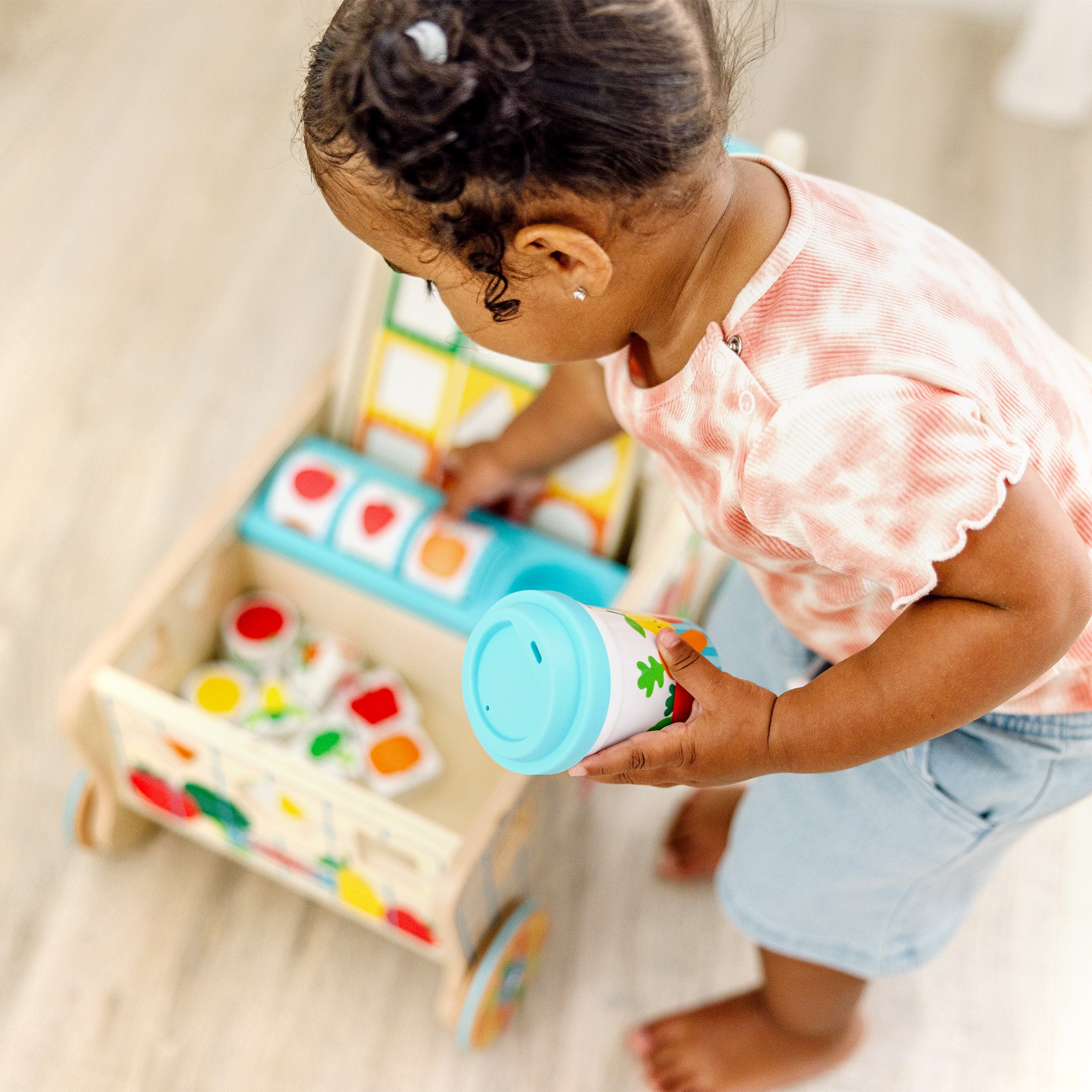 Melissa & Doug Wooden Shape Sorting Grocery Cart - Image 7