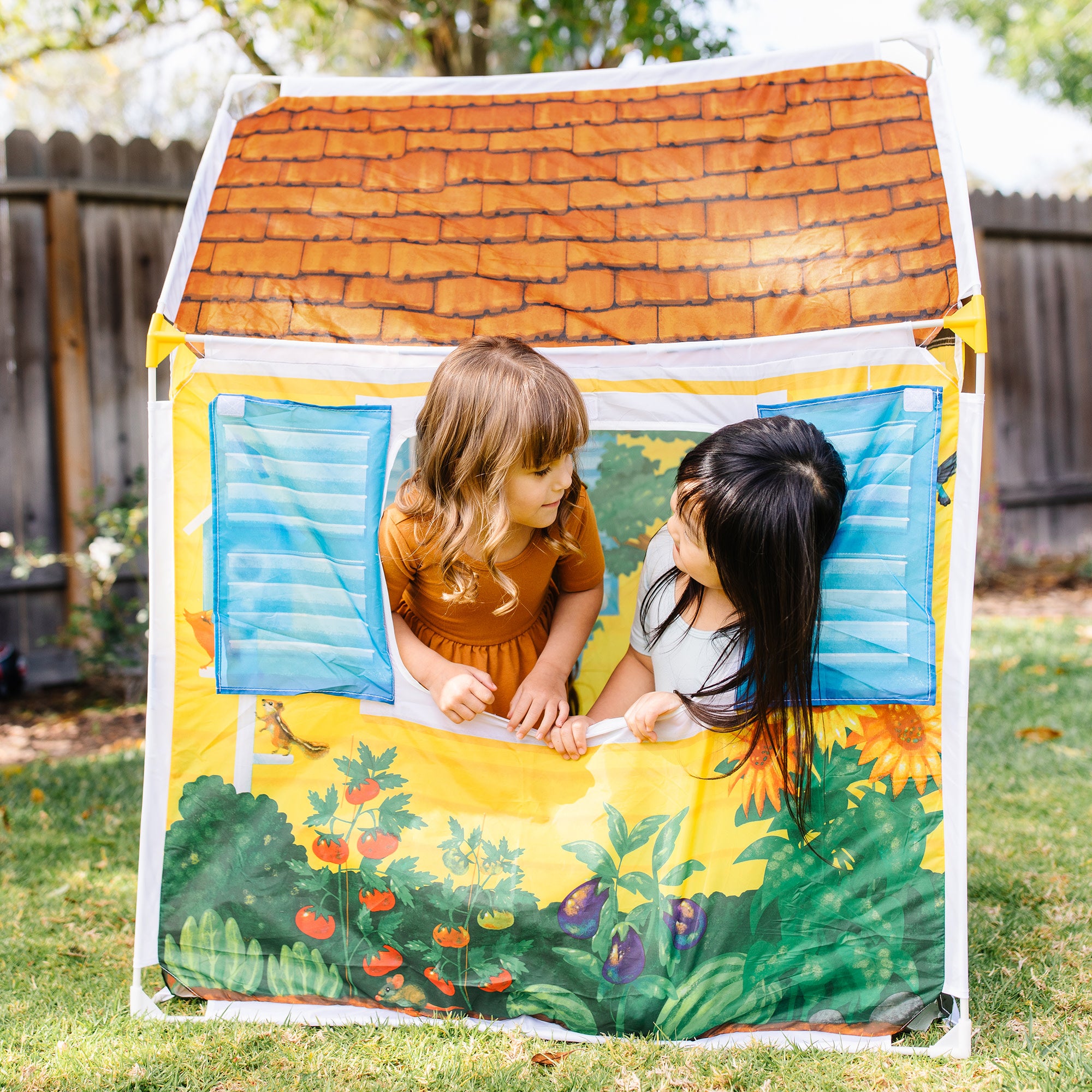 Melissa & Doug Cozy Cottage Play Tent - Image 2