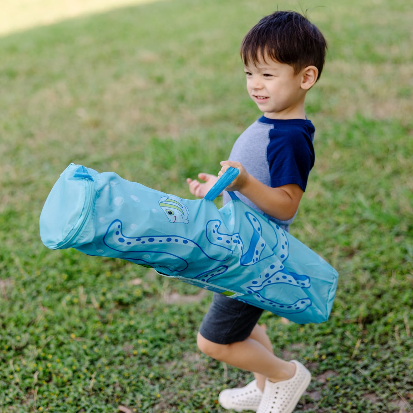 Melissa & Doug Flex Octopus Child's Outdoor Chair - Image 5