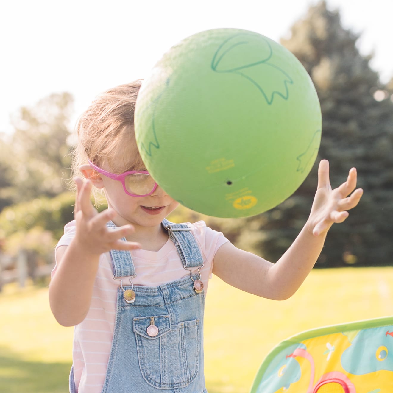 Melissa & Doug Froggy Kickball - Image 7
