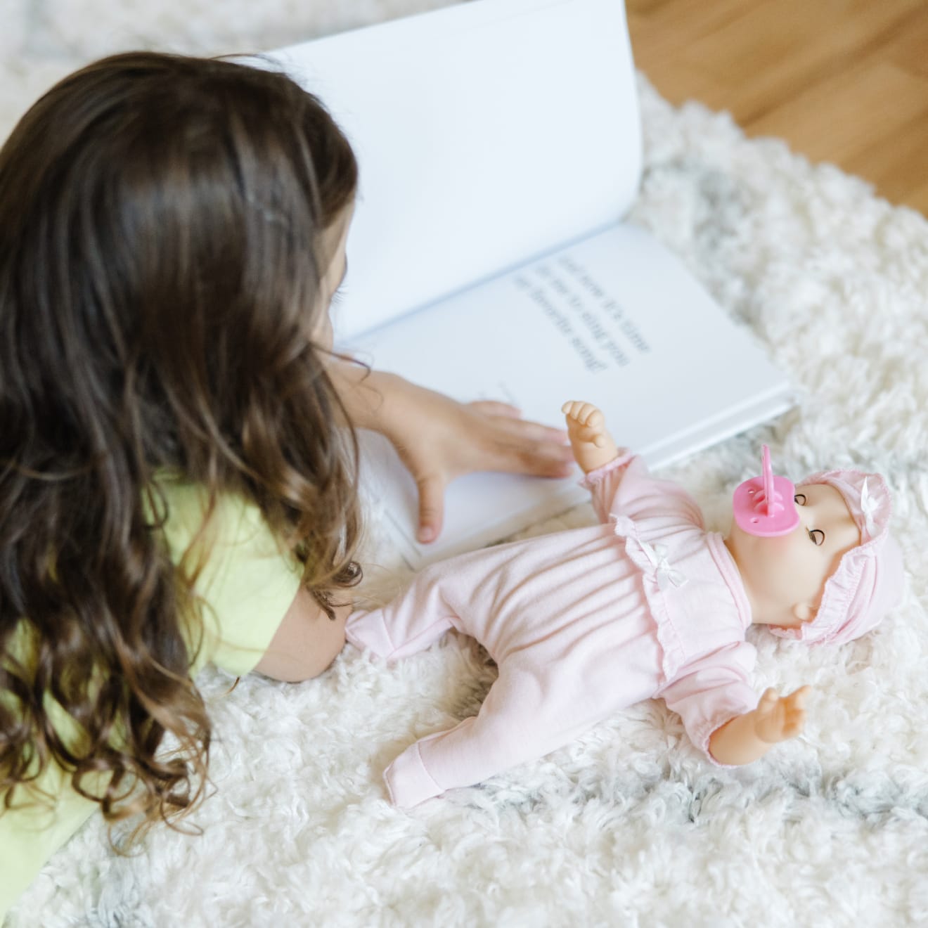 Melissa & Doug Mine to Love - Jenna 12" Baby Doll - Image 6