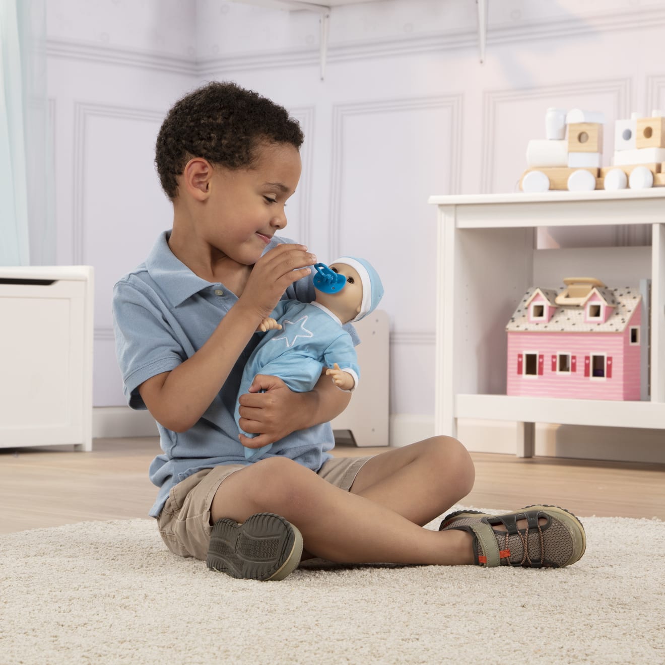 Melissa & Doug Mine to Love Jordan 12-Inch Baby Doll - Image 2