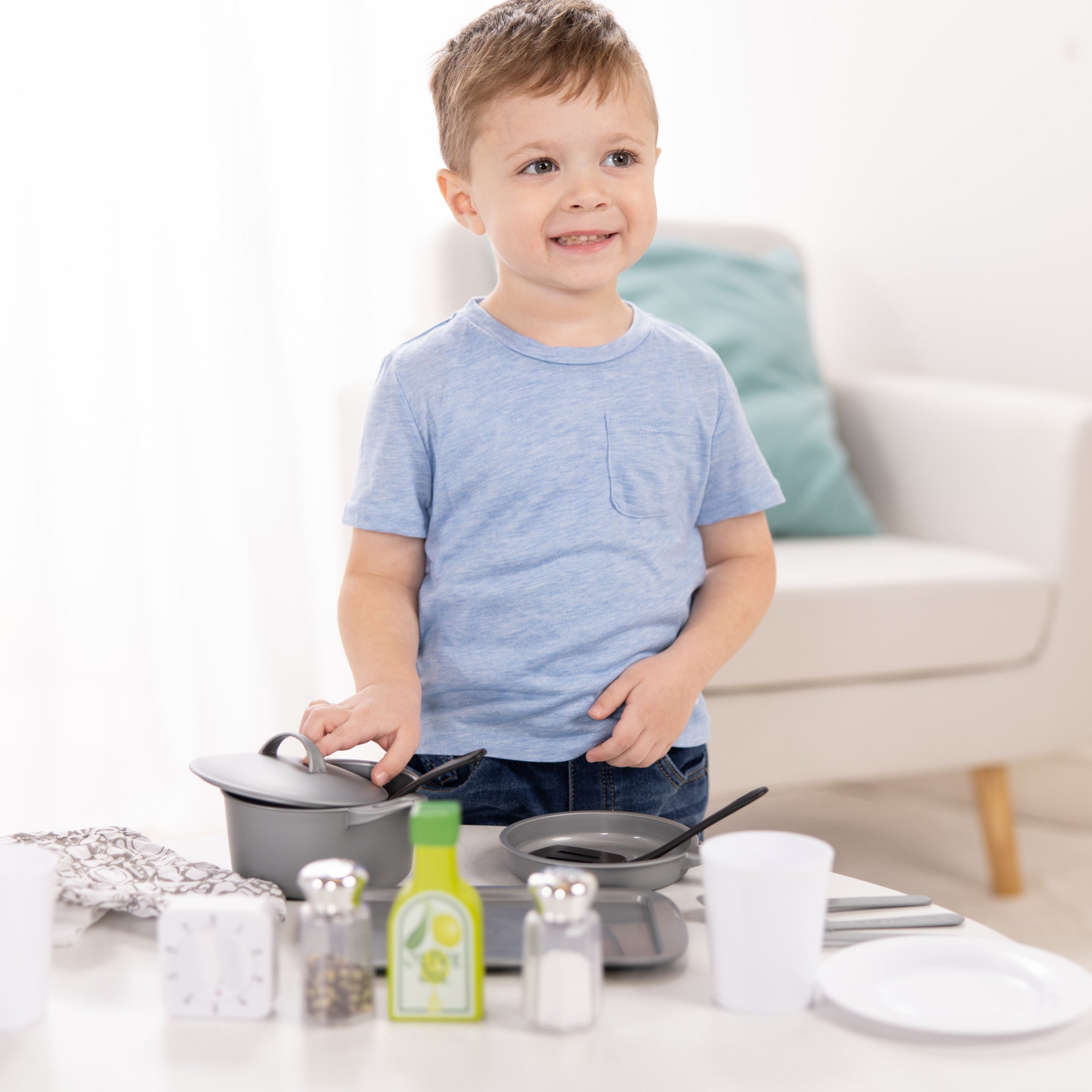 Melissa & Doug Kitchen Accessory Play Set - Image 2