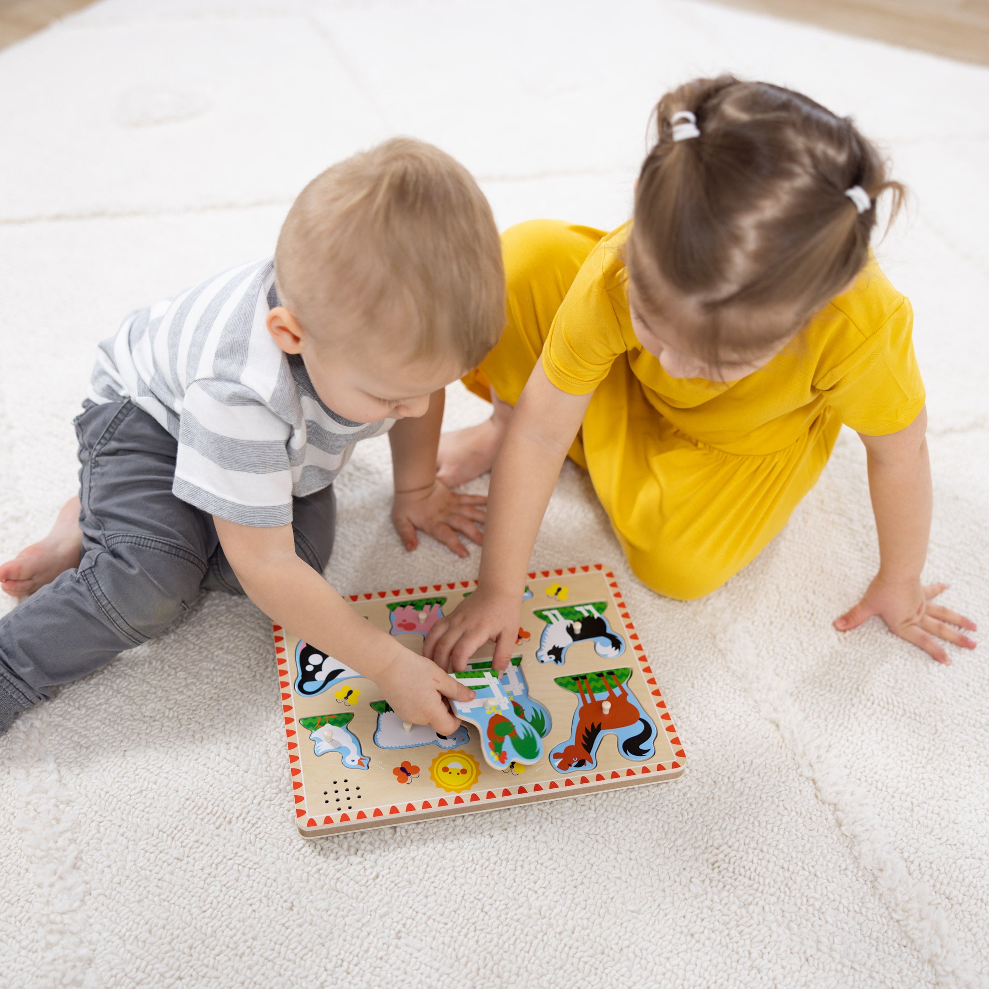 Melissa & Doug Wooden Sound Puzzle 2-Pack ?C Farm Animals, Vehicles - Image 7